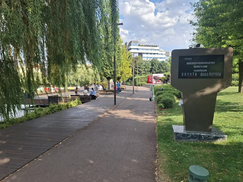 Outdoor digital screen in Iulius Parc, next to the mall